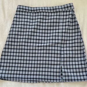 Hollister Plaid Skirt!! 💙🤍🖤